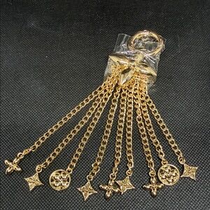 ✅ PRICE IS FIRM ✅ Fashion Gold Chain Keychain with Charms